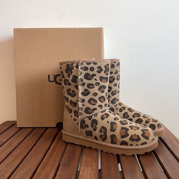 UGG Classic Short II Leopard Print Boots USA Women Size 7/UK 5/EU 38 - Picture 1 of 15